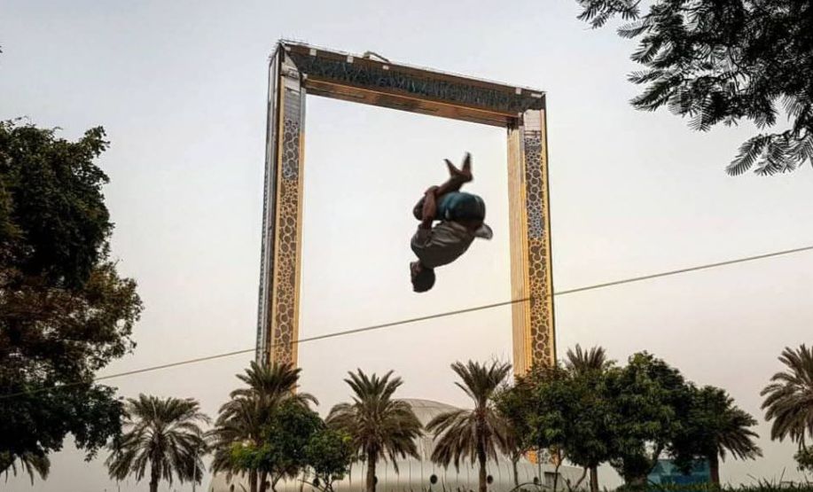 Dubai Frame Performance